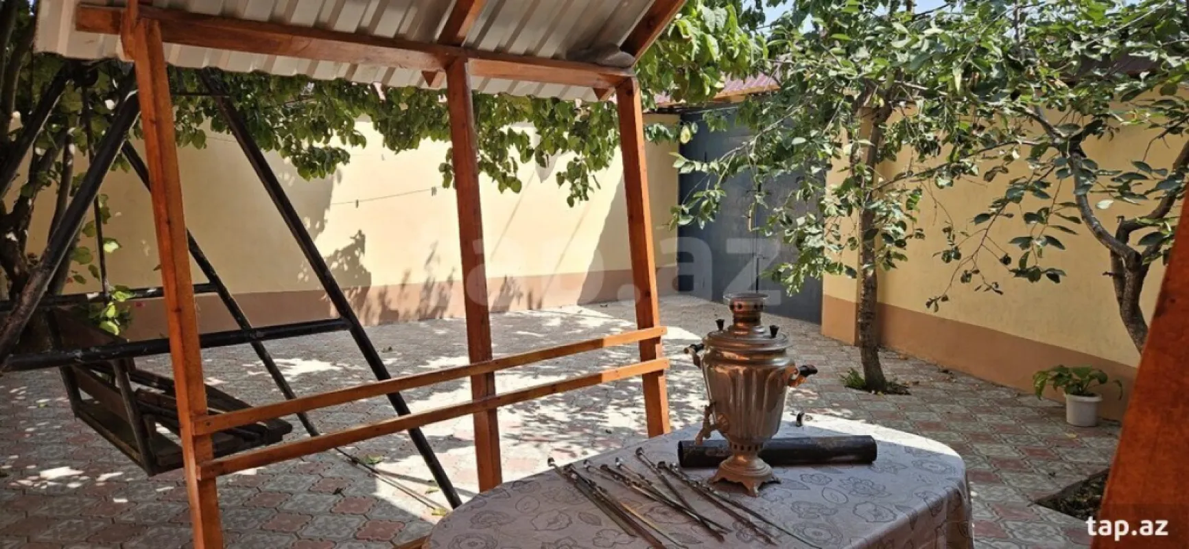 Satılır 3 otaqlı həyət evi