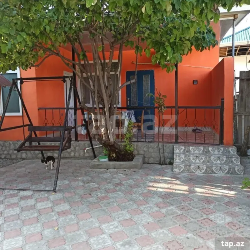 Satılır 3 otaqlı həyət evi