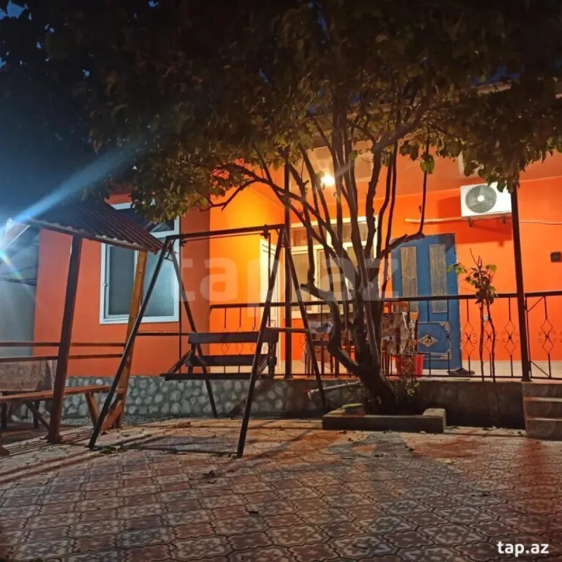 Satılır 3 otaqlı həyət evi