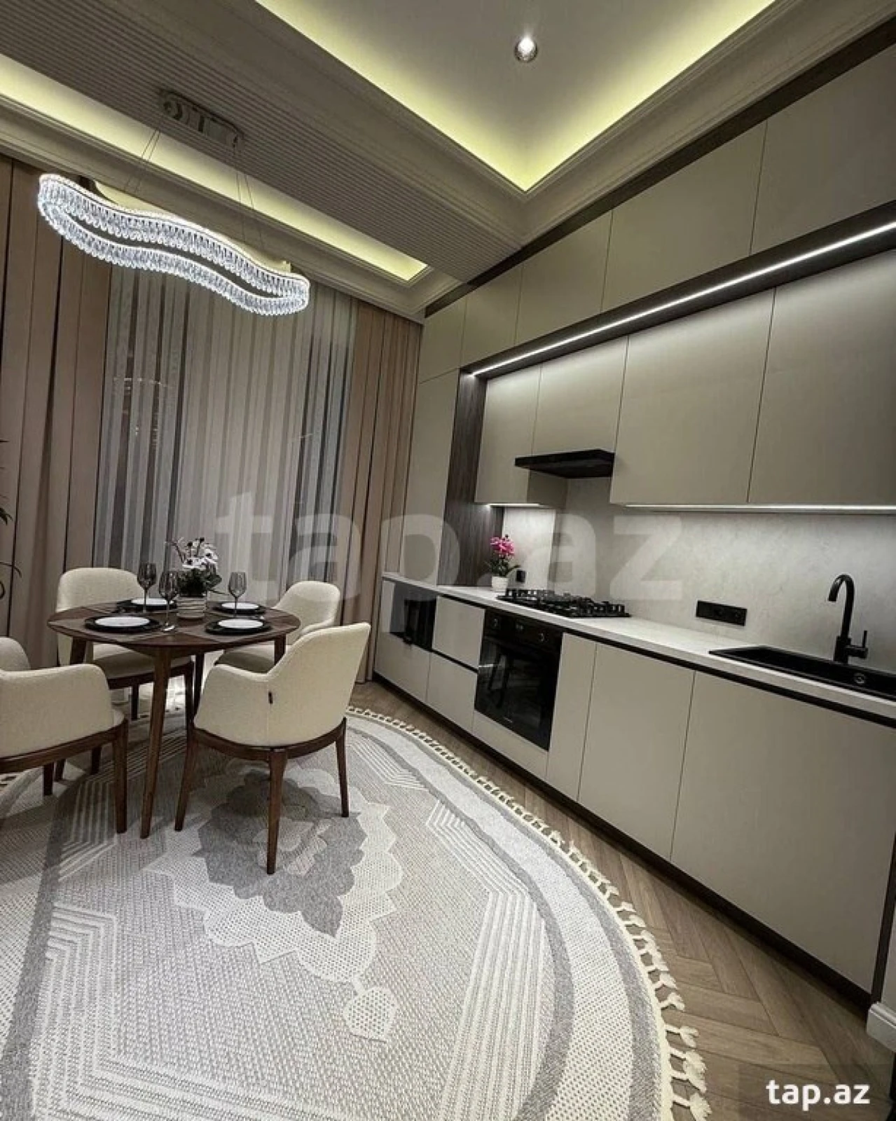 Kirayə verilir 3 otaqlı yeni tikili 100 m²