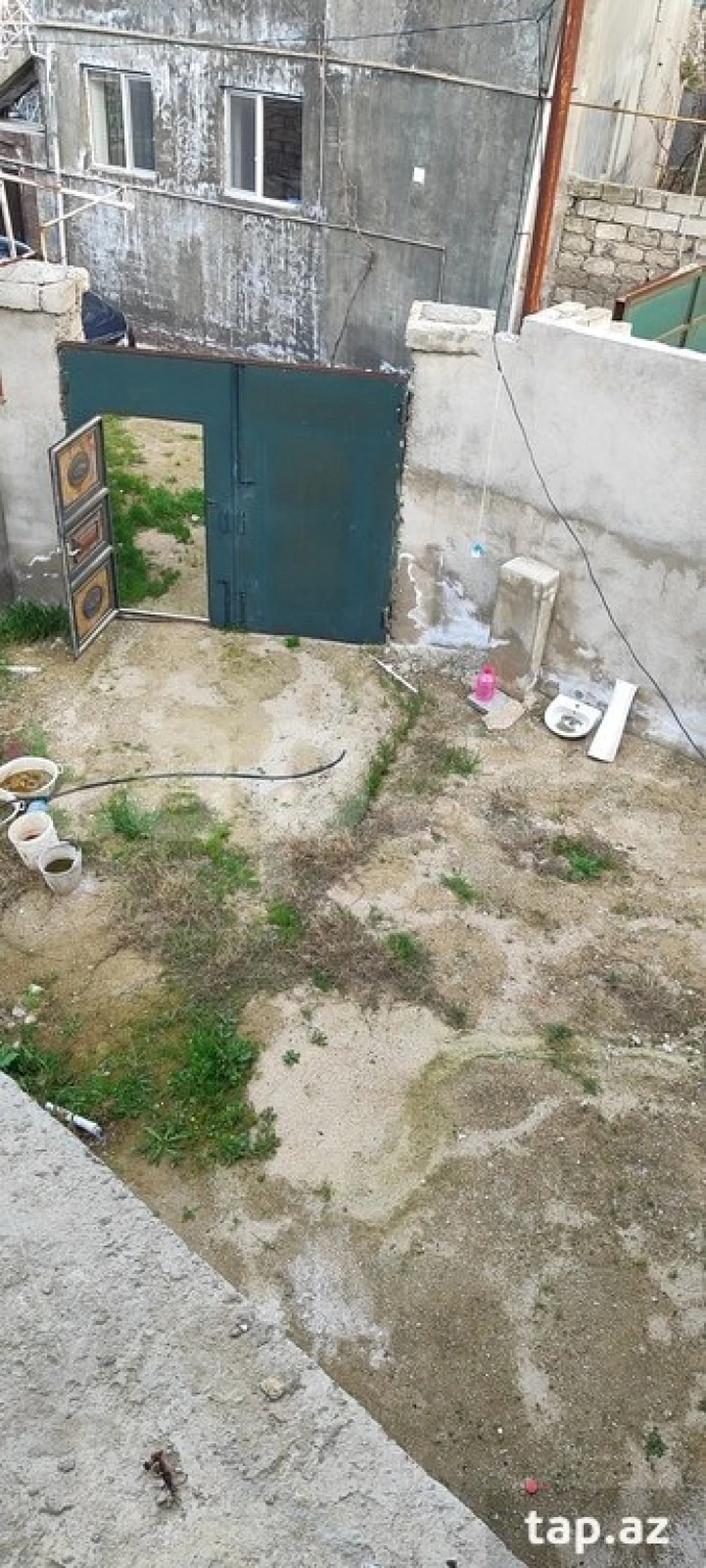 Satılır 4 otaqlı həyət evi 200 m²