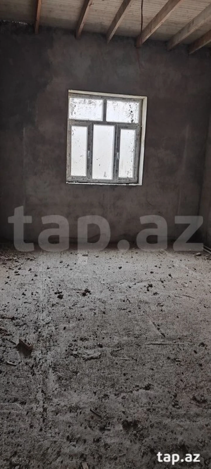 Satılır 4 otaqlı həyət evi 200 m²