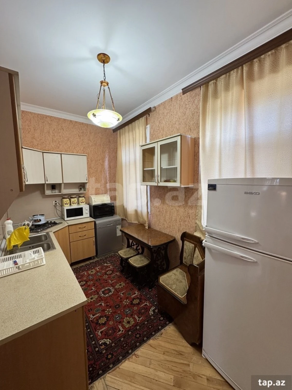 Kirayə verilir 3 otaqlı həyət evi