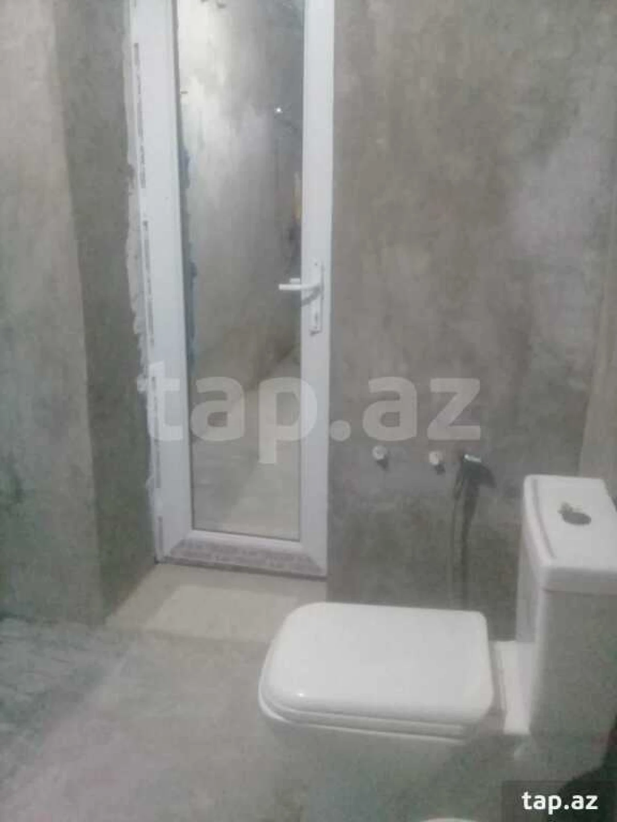 Satılır 6 otaqlı həyət evi 150 m²