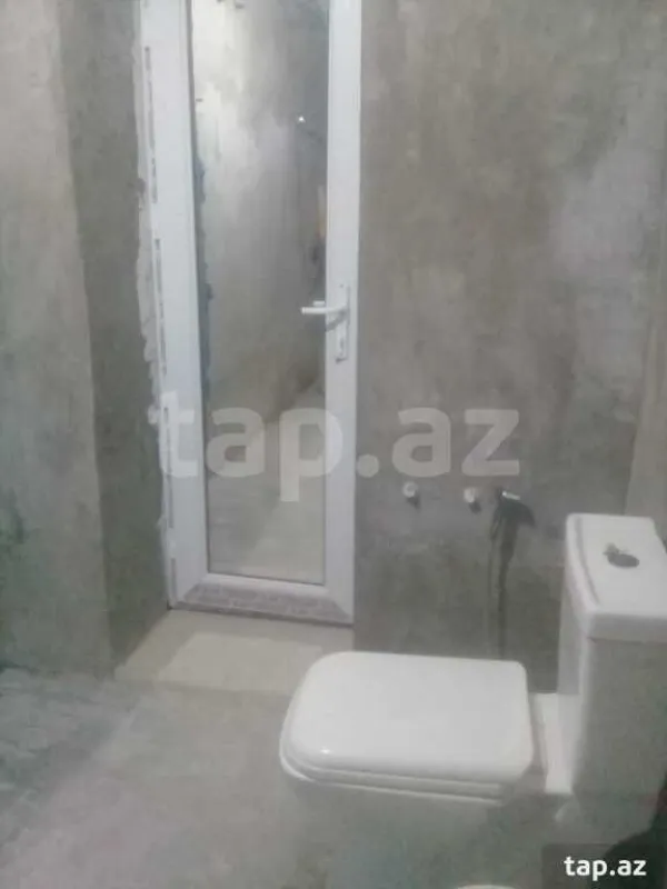 Satılır 6 otaqlı həyət evi 150 m²