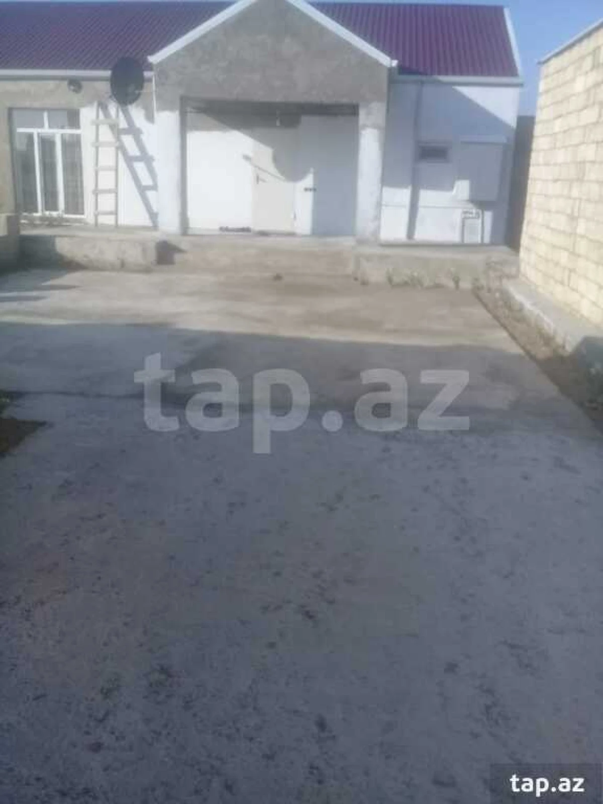 Satılır 6 otaqlı həyət evi 150 m²