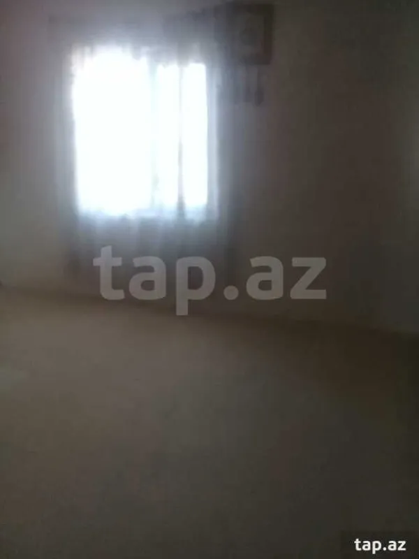 Satılır 6 otaqlı həyət evi 150 m²