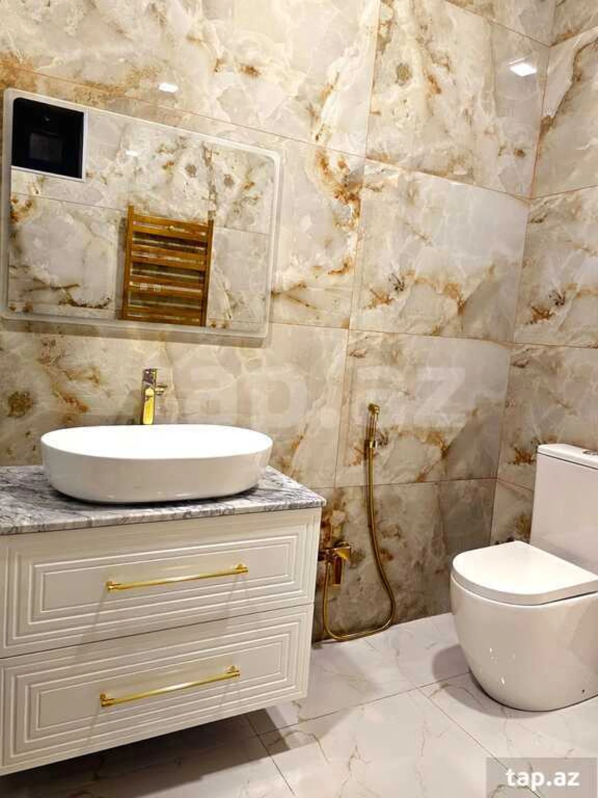 Satılır 4 otaqlı həyət evi 140 m²