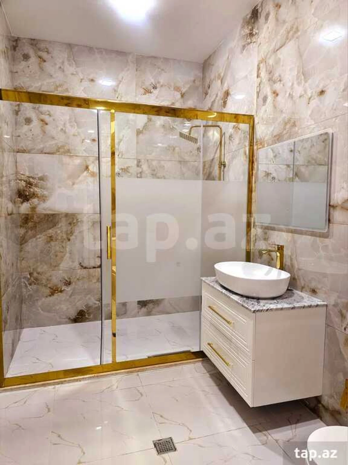 Satılır 4 otaqlı həyət evi 140 m²