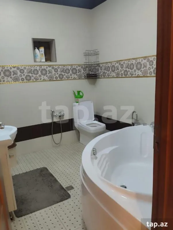 Kirayə verilir 5 otaqlı həyət evi 320 m²