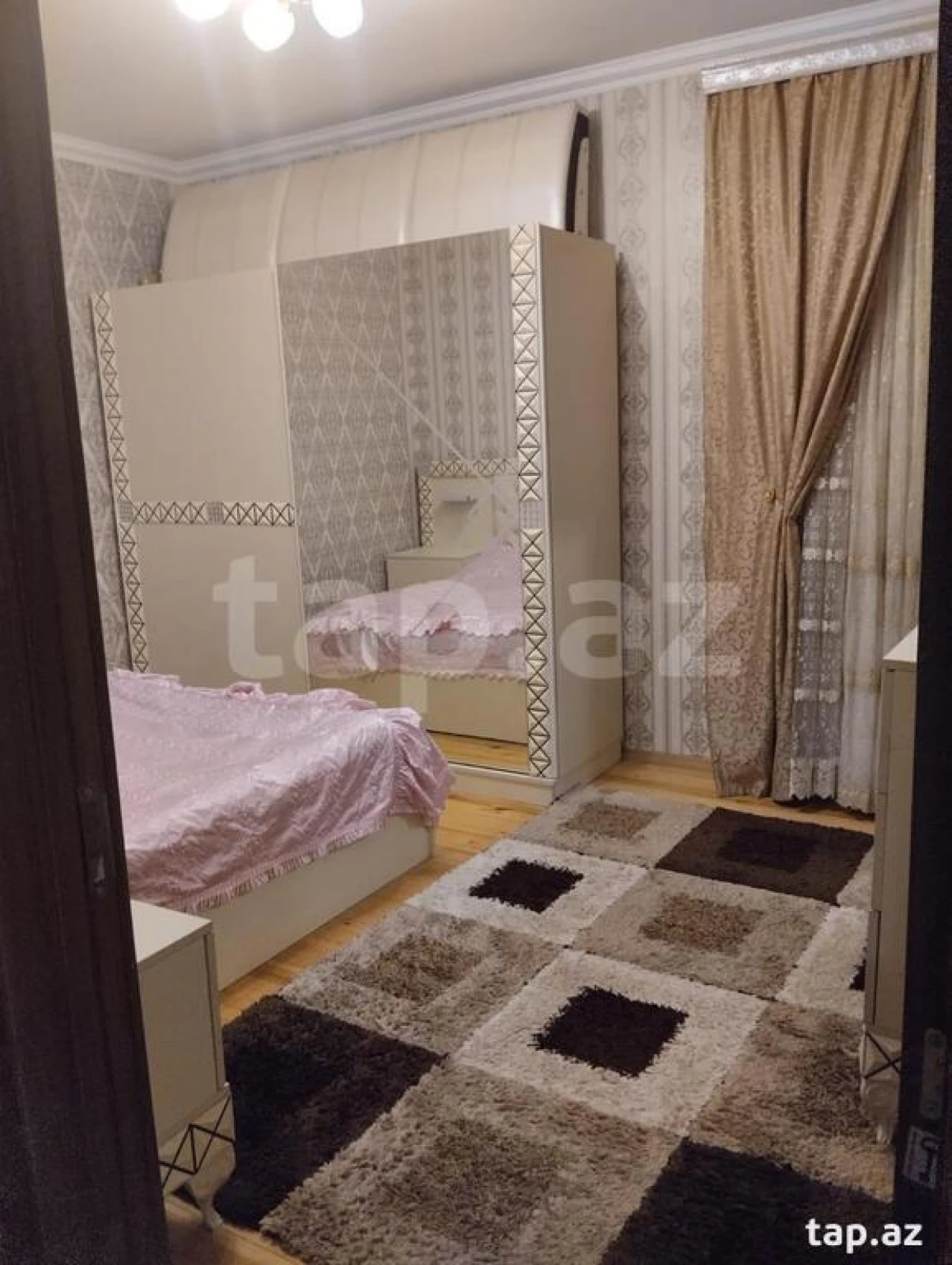 Kirayə verilir 5 otaqlı həyət evi 320 m²
