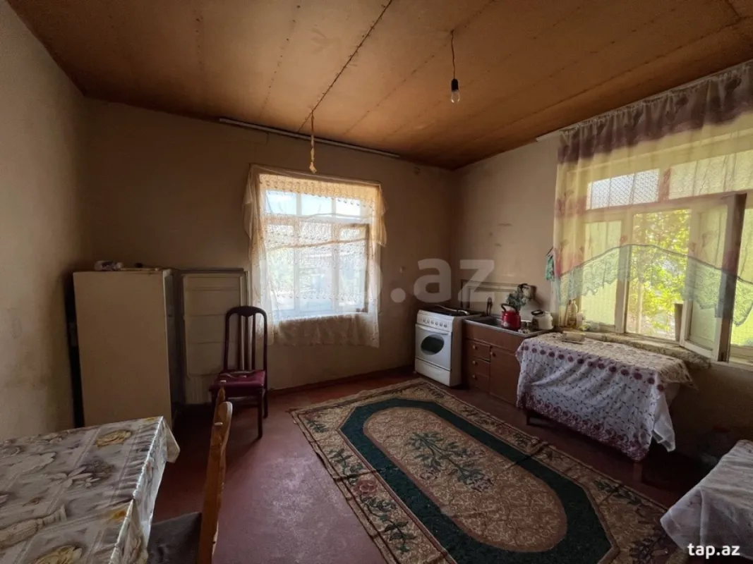 Satılır 3 otaqlı həyət evi