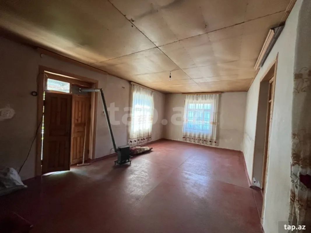Satılır 3 otaqlı həyət evi