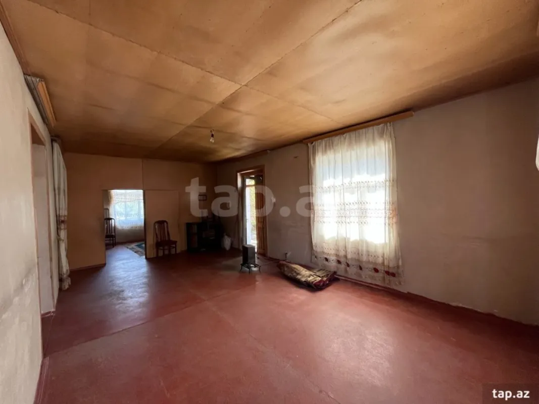 Satılır 3 otaqlı həyət evi