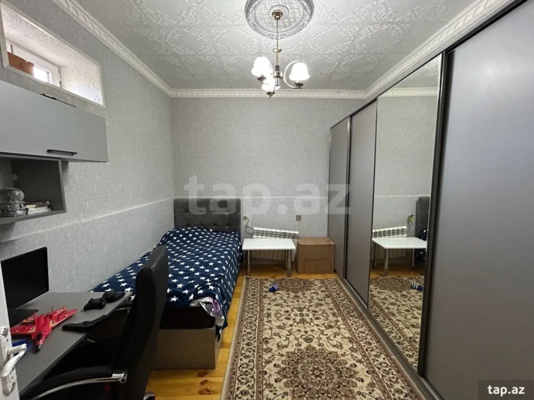 Satılır 6 otaqlı həyət evi 150 m²