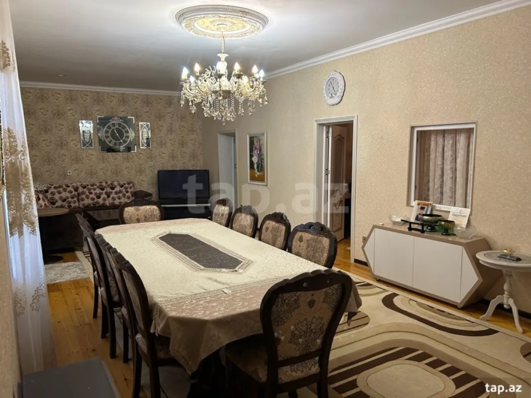 Satılır 6 otaqlı həyət evi 150 m²