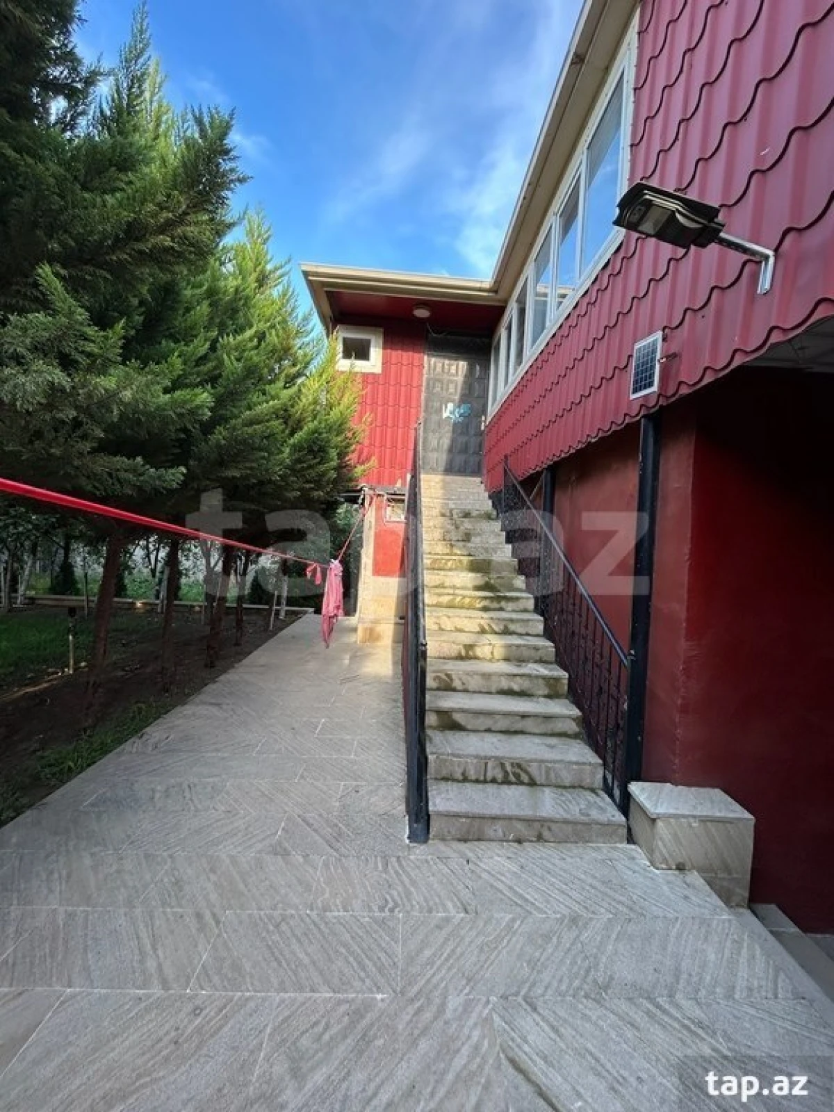 Satılır 6 otaqlı həyət evi 150 m²