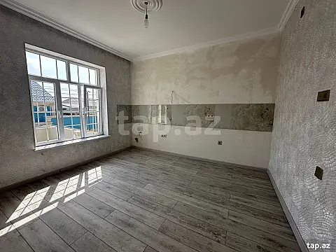 Satılır 4 otaqlı həyət evi