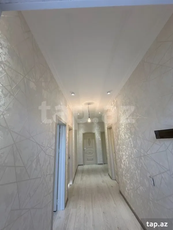 Satılır 4 otaqlı həyət evi