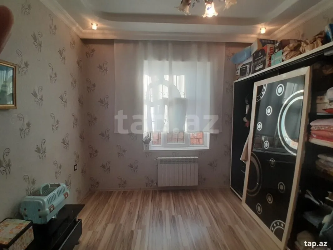 Satılır 4 otaqlı həyət evi