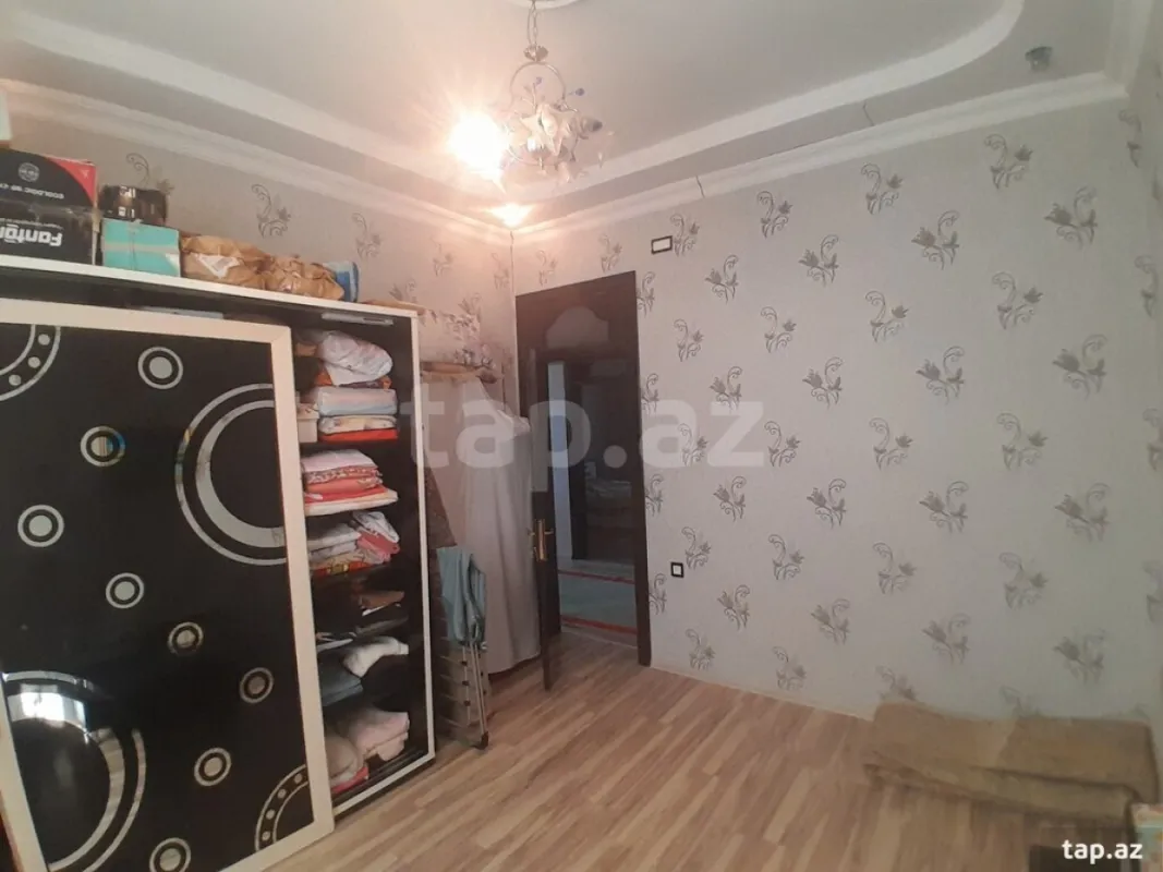 Satılır 4 otaqlı həyət evi