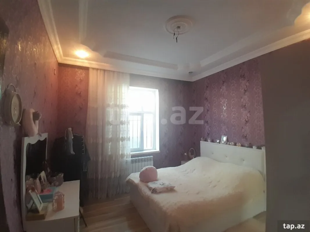 Satılır 4 otaqlı həyət evi