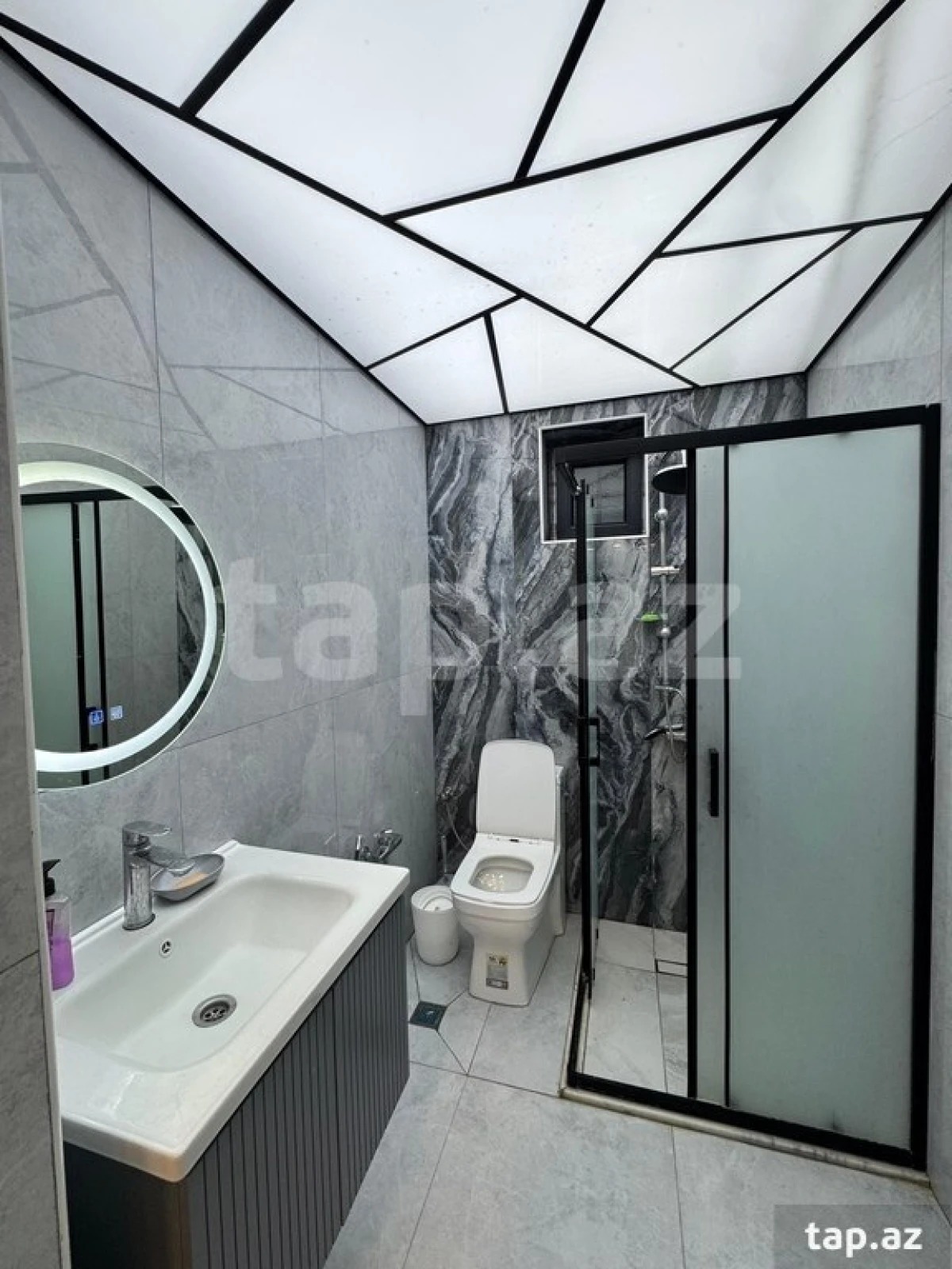 Kirayə verilir 3 otaqlı həyət evi