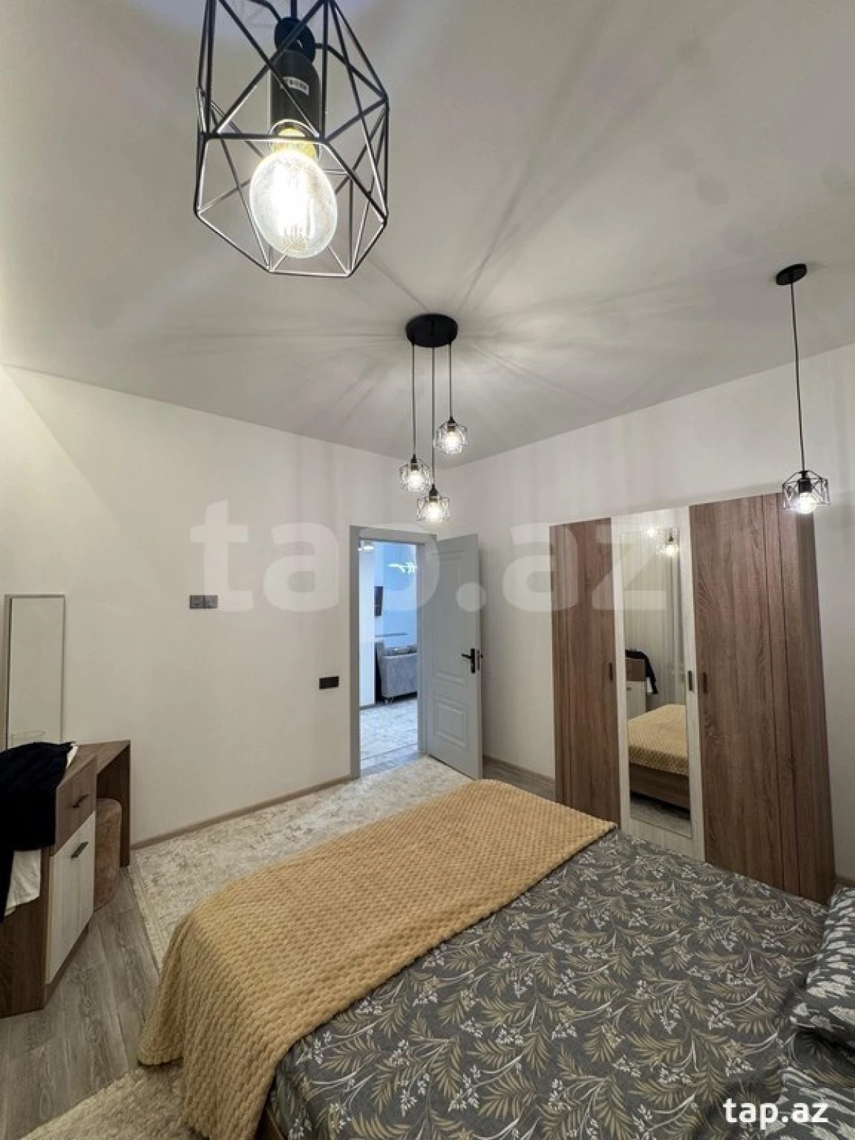 Kirayə verilir 3 otaqlı həyət evi