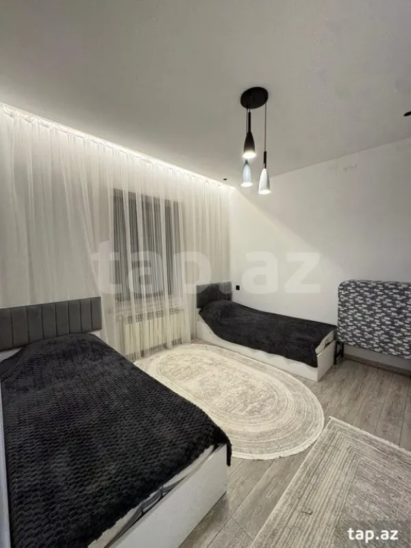 Kirayə verilir 3 otaqlı həyət evi