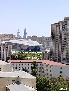 Kirayə verilir 3 otaqlı yeni tikili 120 m²