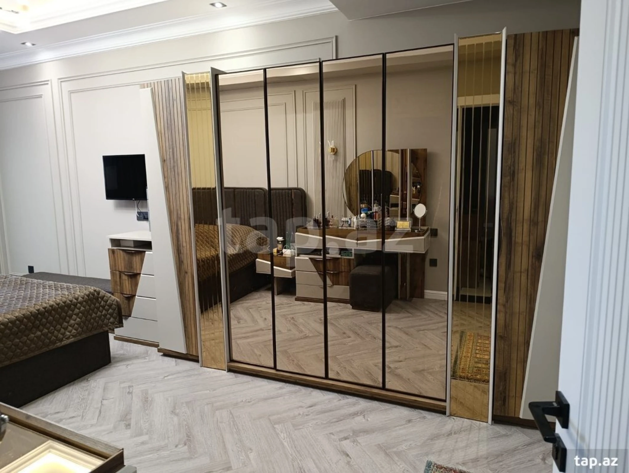 Kirayə verilir 3 otaqlı yeni tikili 120 m²