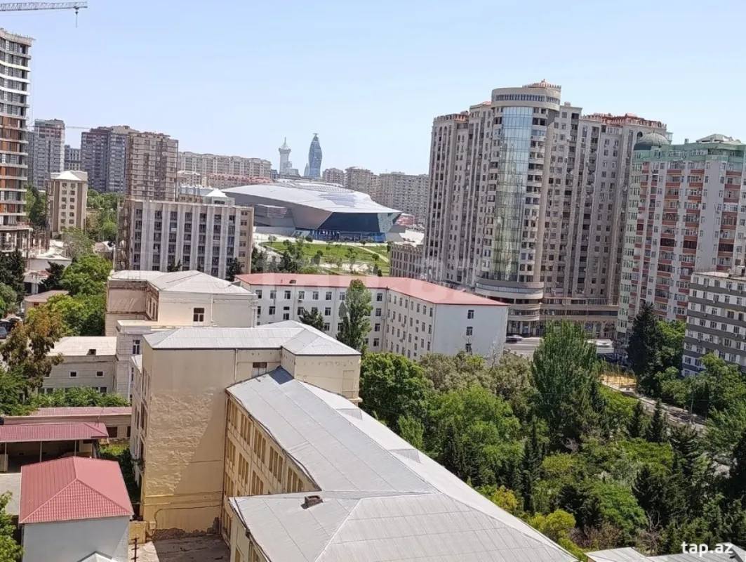 Kirayə verilir 3 otaqlı yeni tikili 120 m²