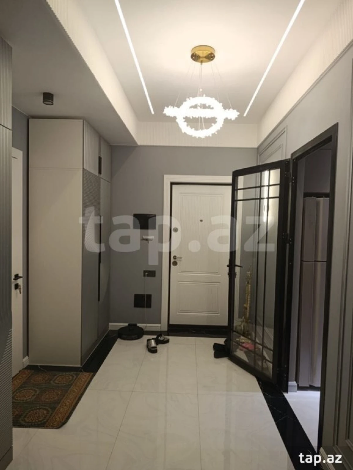 Kirayə verilir 3 otaqlı yeni tikili 120 m²