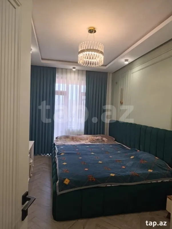 Kirayə verilir 3 otaqlı yeni tikili 120 m²