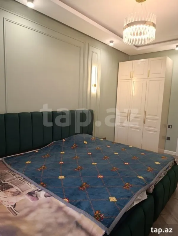 Kirayə verilir 3 otaqlı yeni tikili 120 m²