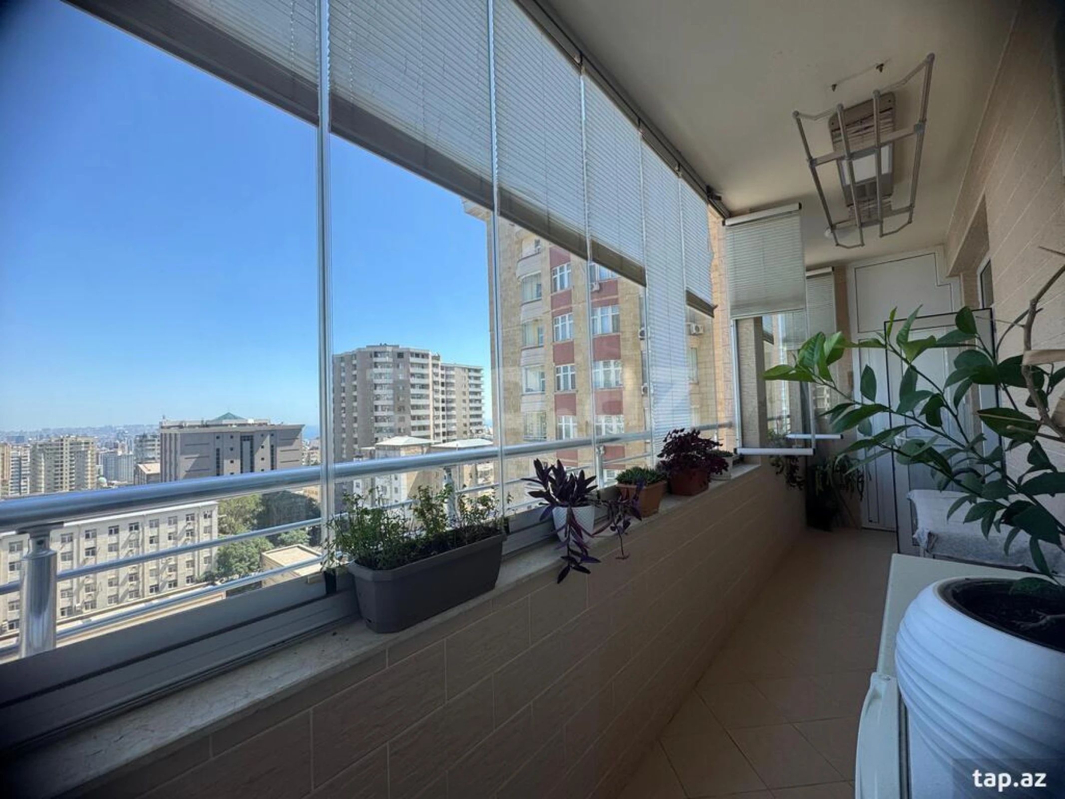 Satılır 4 otaqlı yeni tikili 145 m²