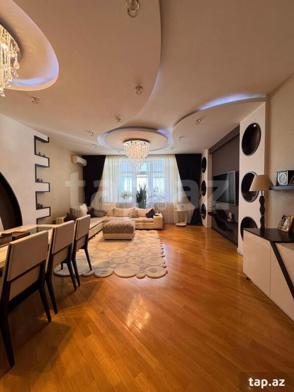 Satılır 4 otaqlı yeni tikili 145 m²