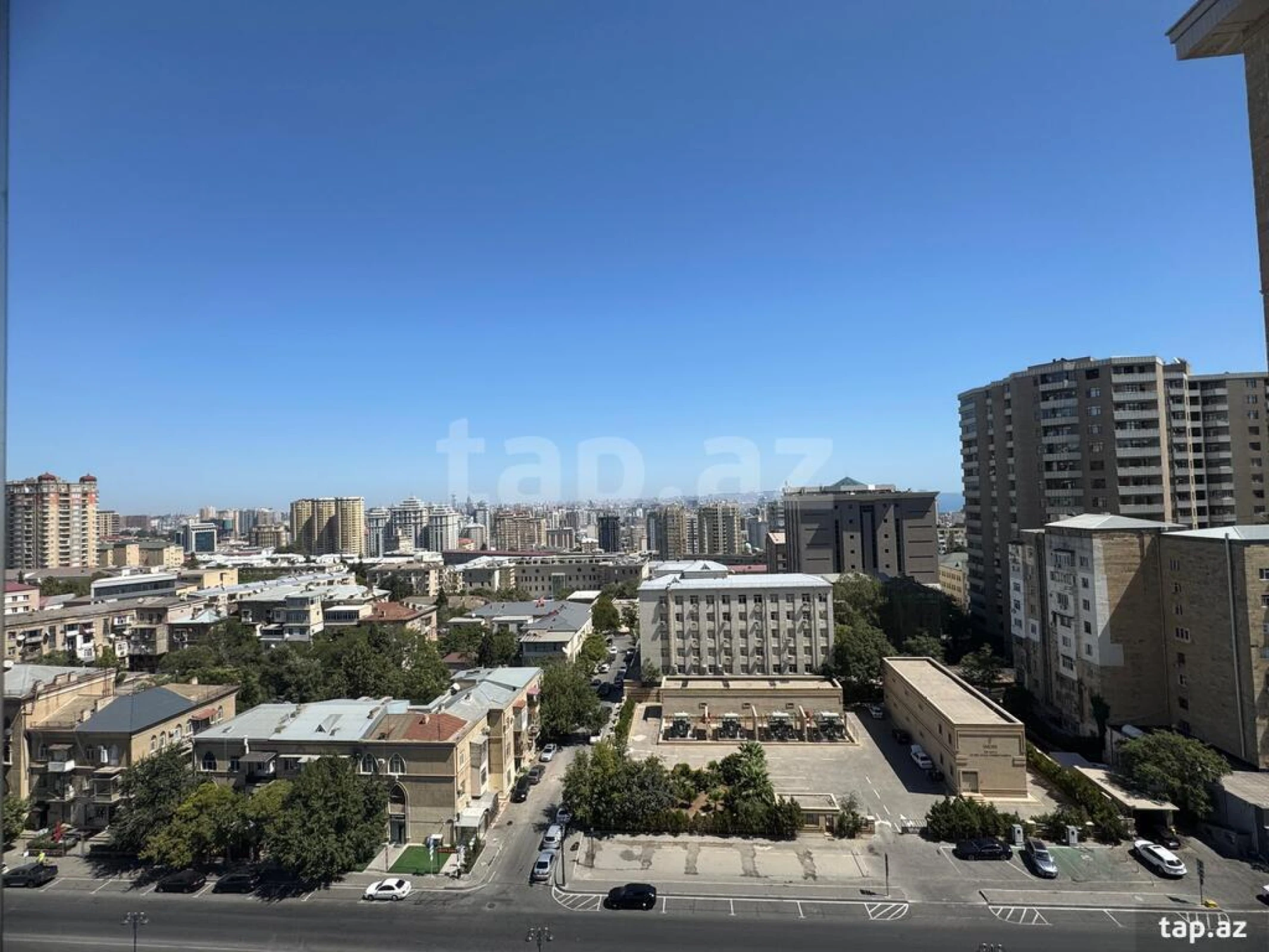 Satılır 4 otaqlı yeni tikili 145 m²