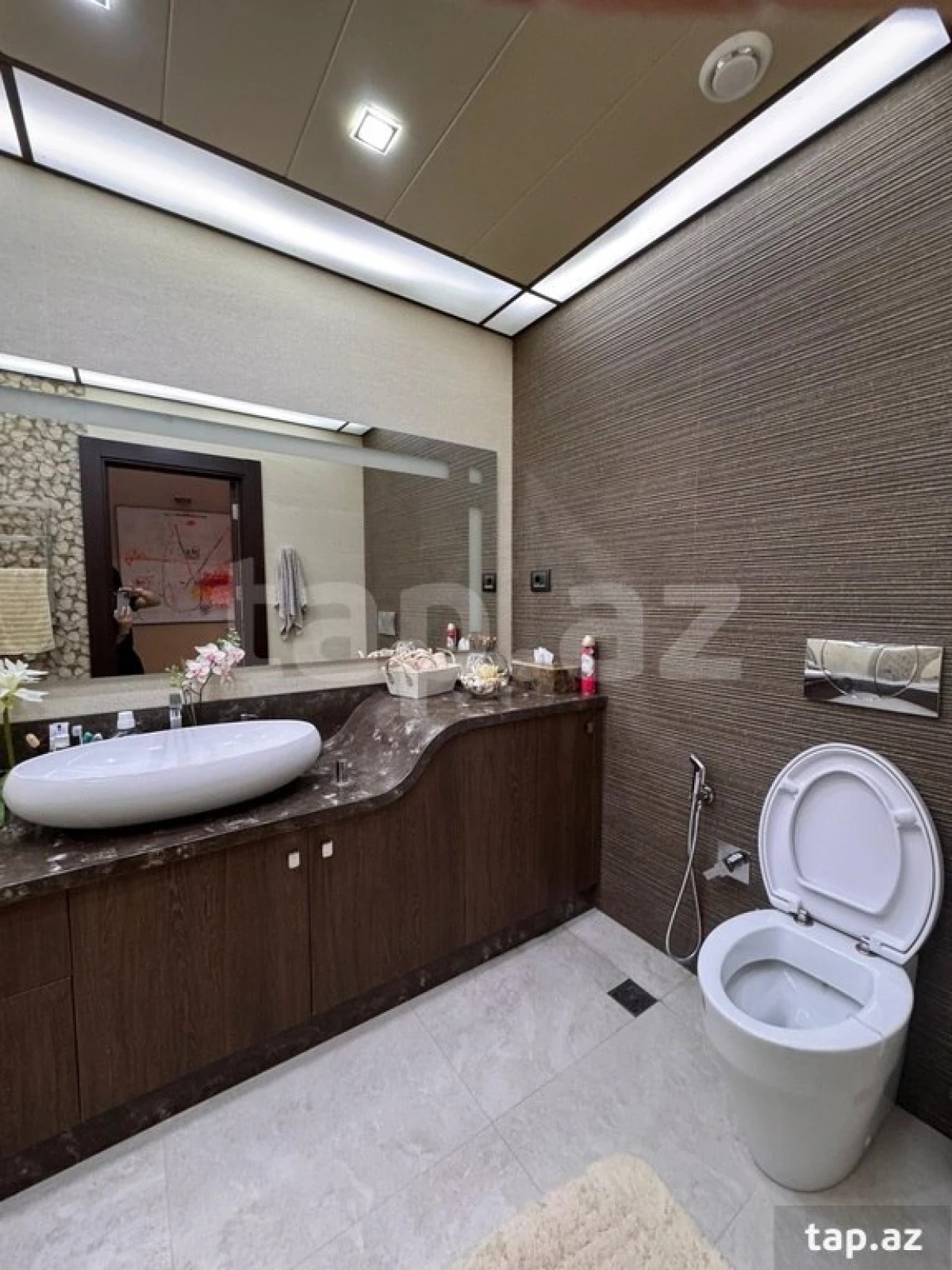 Satılır 4 otaqlı yeni tikili 145 m²