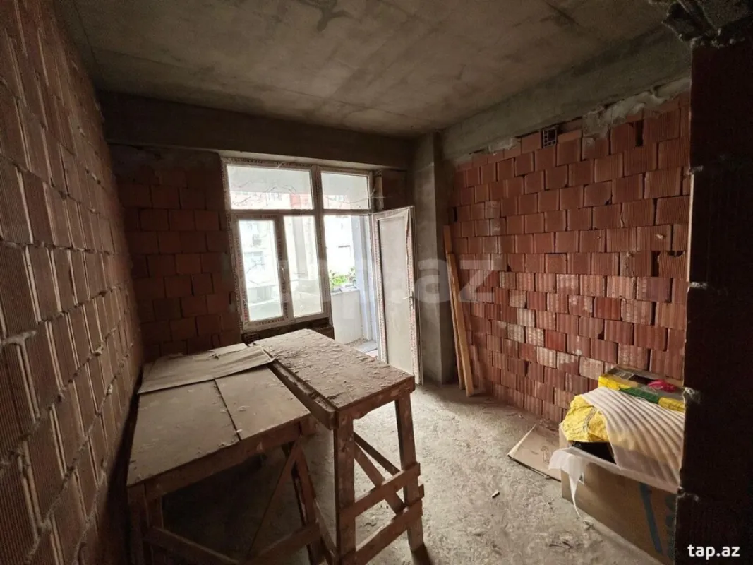 Satılır 2 otaqlı yeni tikili 52 m²
