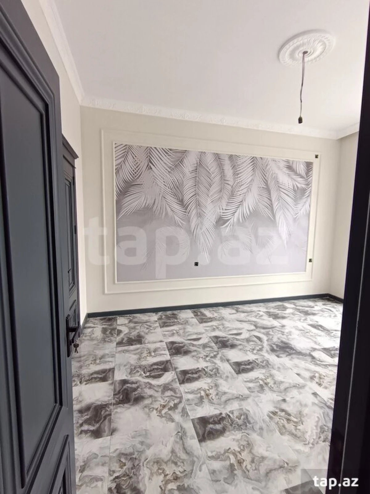 Satılır 6 otaqlı həyət evi