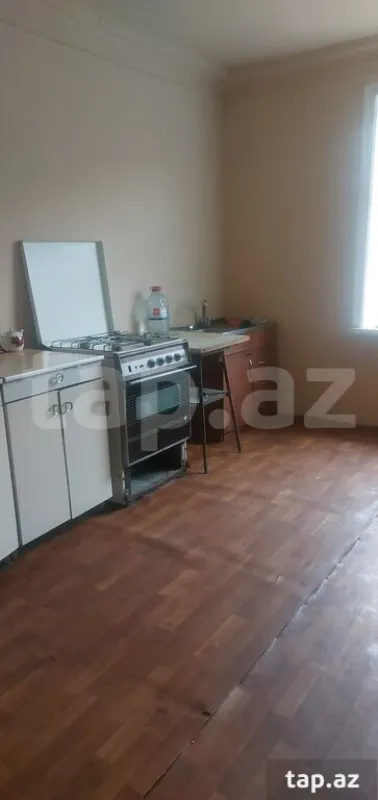 Kirayə verilir 5 otaqlı həyət evi