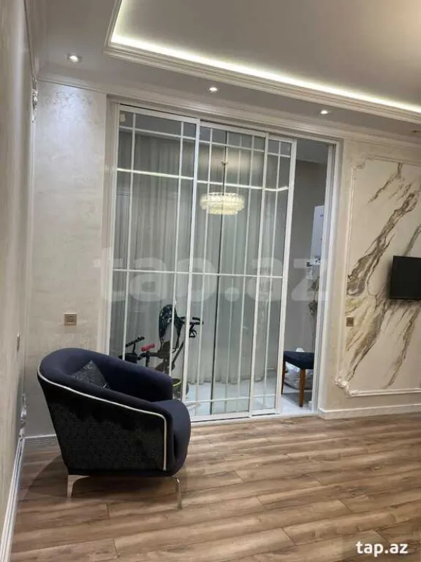 Satılır 2 otaqlı yeni tikili 74 m²