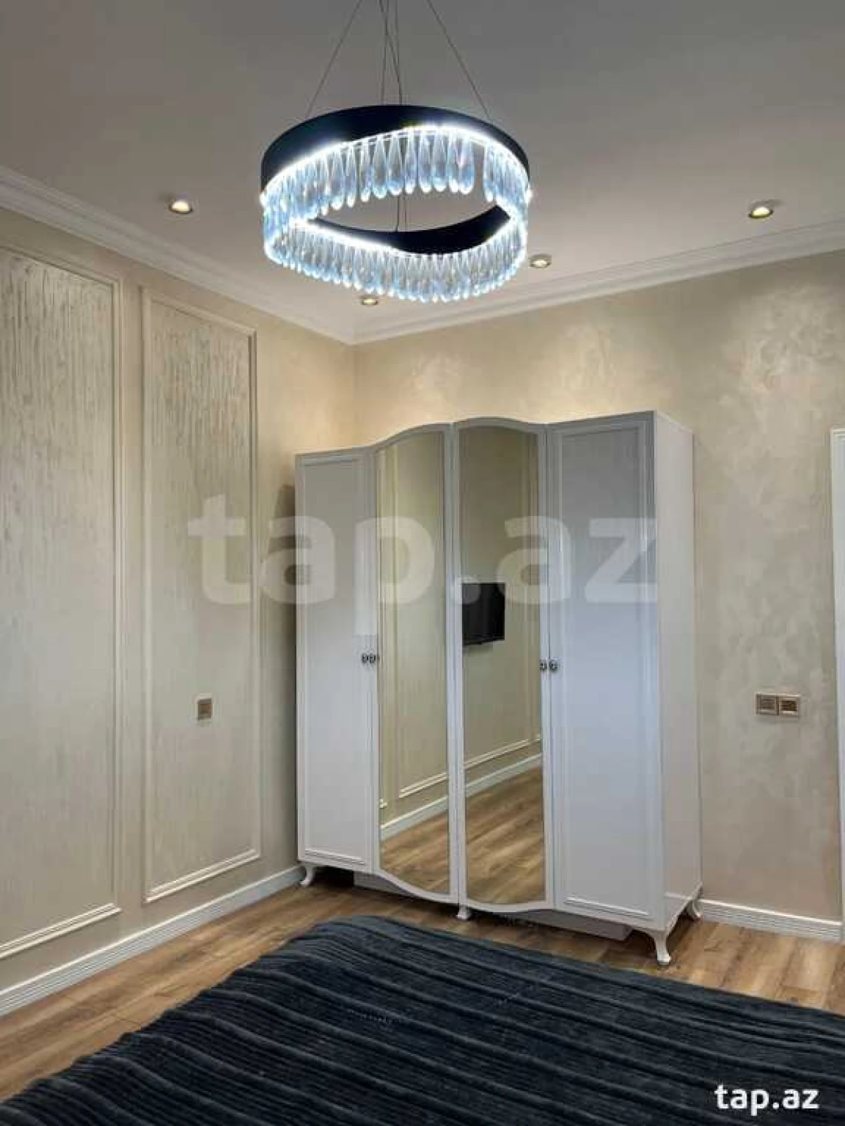 Satılır 2 otaqlı yeni tikili 74 m²