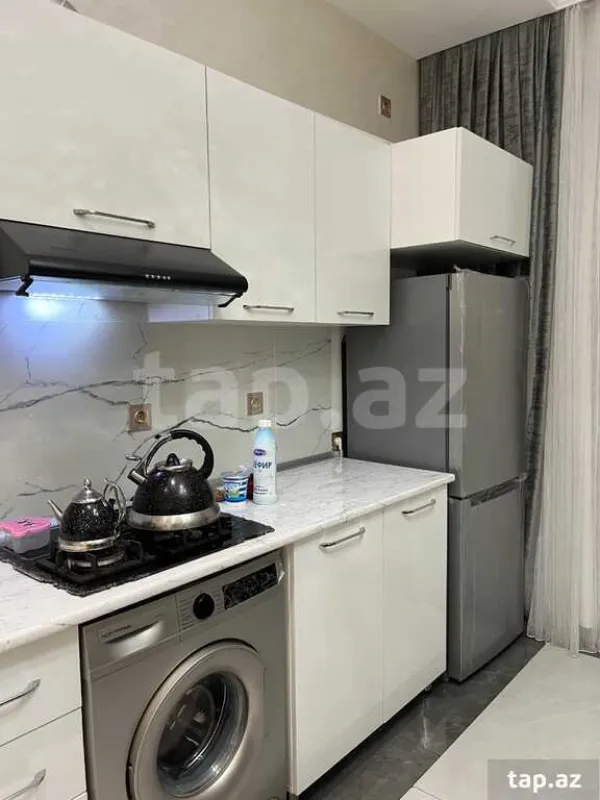 Satılır 2 otaqlı yeni tikili 74 m²