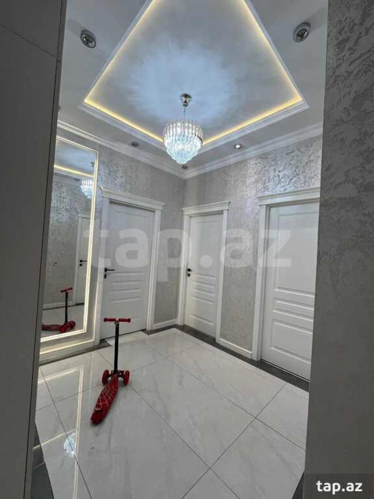 Satılır 2 otaqlı yeni tikili 74 m²