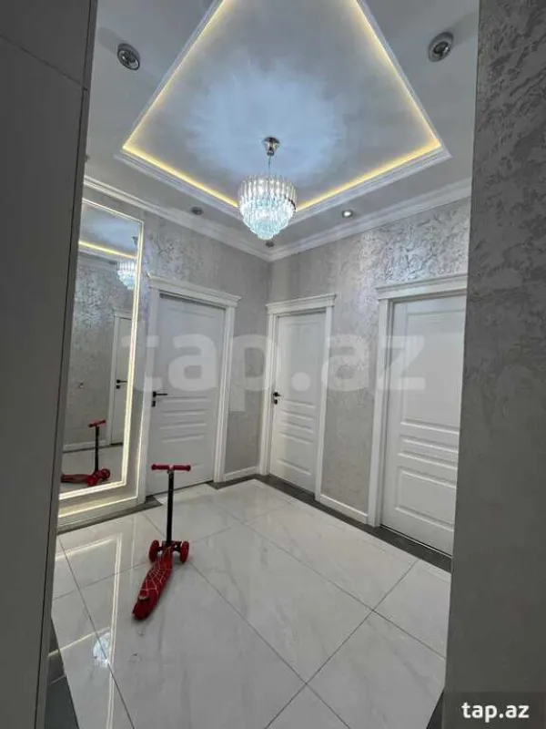 Satılır 2 otaqlı yeni tikili 74 m²