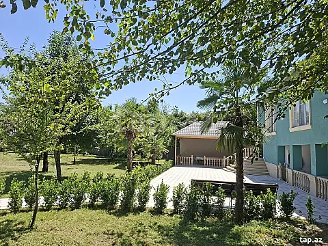 Kirayə verilir 4 otaqlı həyət evi 150 m²