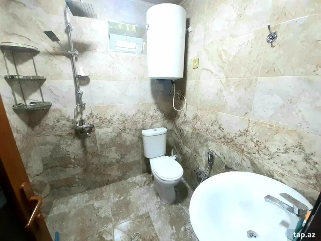Kirayə verilir 4 otaqlı həyət evi 150 m²