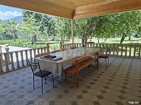 Kirayə verilir 4 otaqlı həyət evi 150 m²